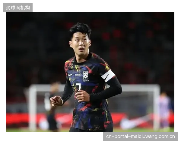 后防线老化问题凸显，面对韩国队孙兴慜等速度型前锋将是噩梦。